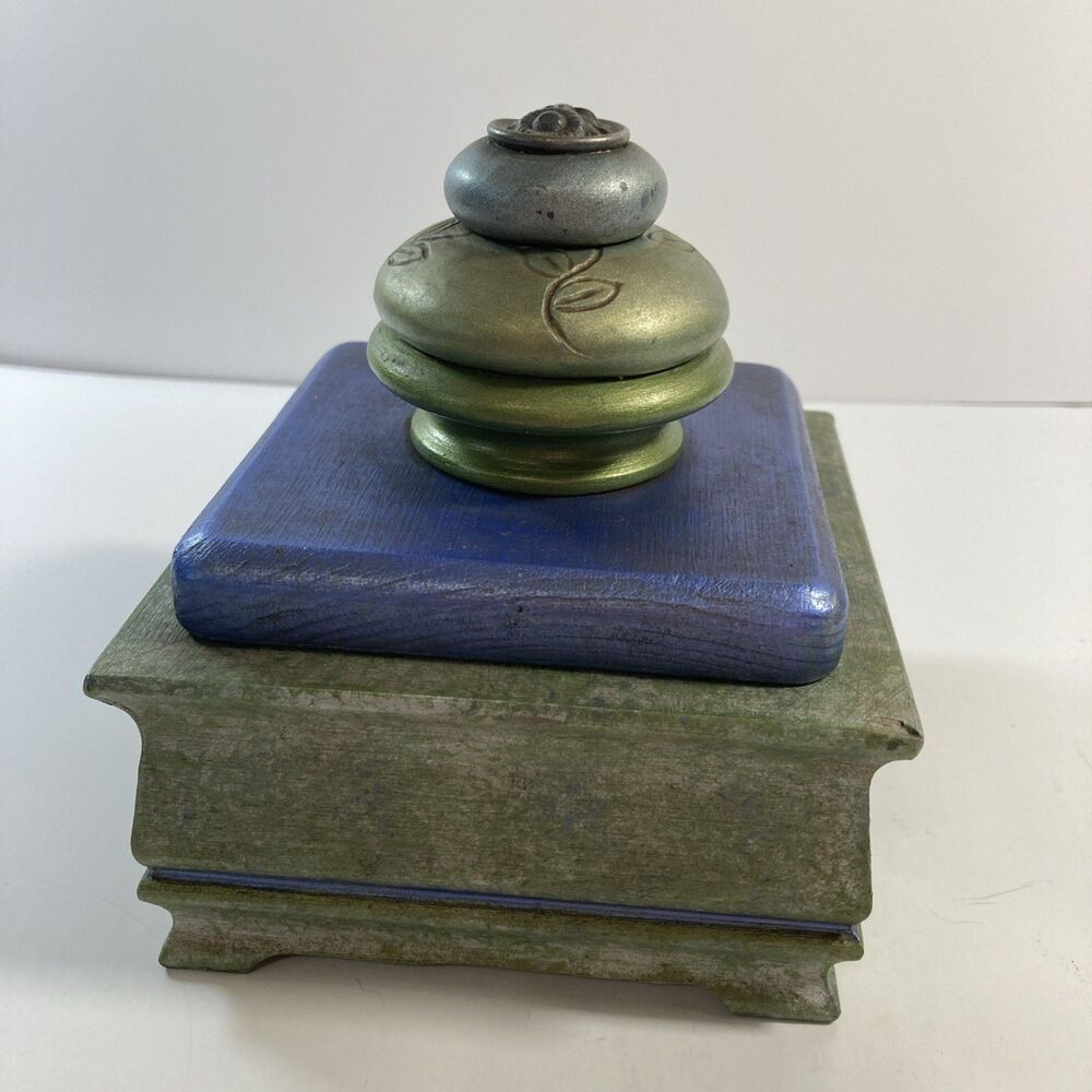 Vintage Decorative Trinket Box with Lid – Small Keepsake or Jewelry Storage